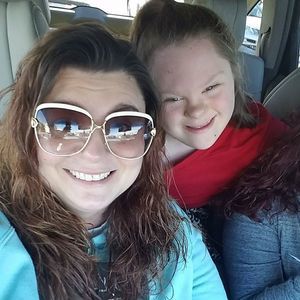 Meet your Posher, Carly